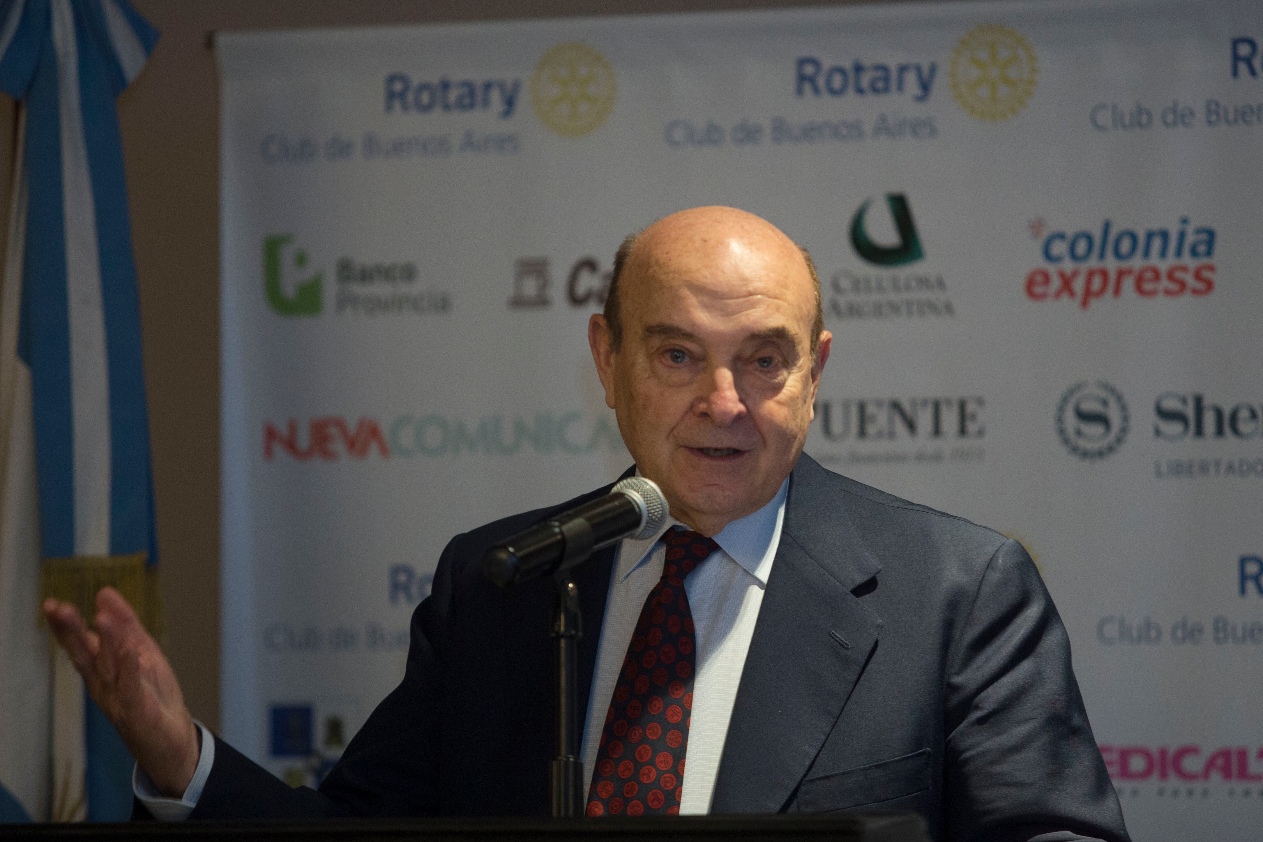 Domingo Cavallo, funcionario de la última dictadura militar y ministro de Economía de Menen y de De la Rúa.