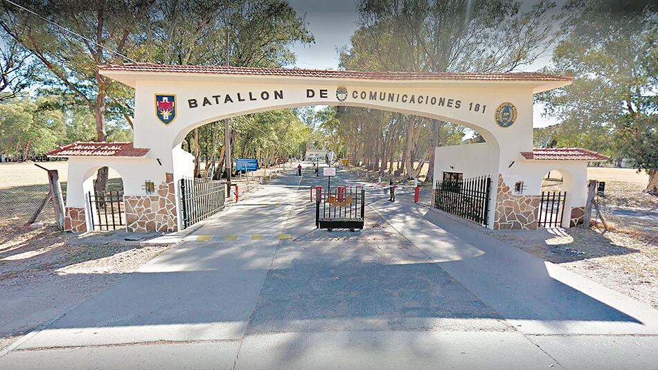 Videla fue jefe de compañía en el Batallón 181 de Bahía Blanca durante la dictadura.