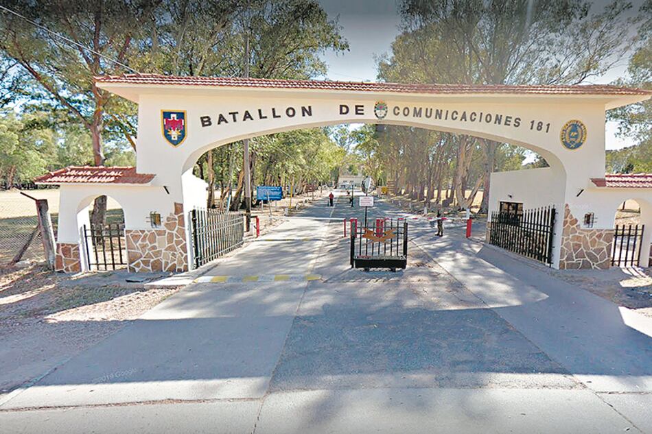 Videla fue jefe de compañía en el Batallón 181 de Bahía Blanca durante la dictadura.