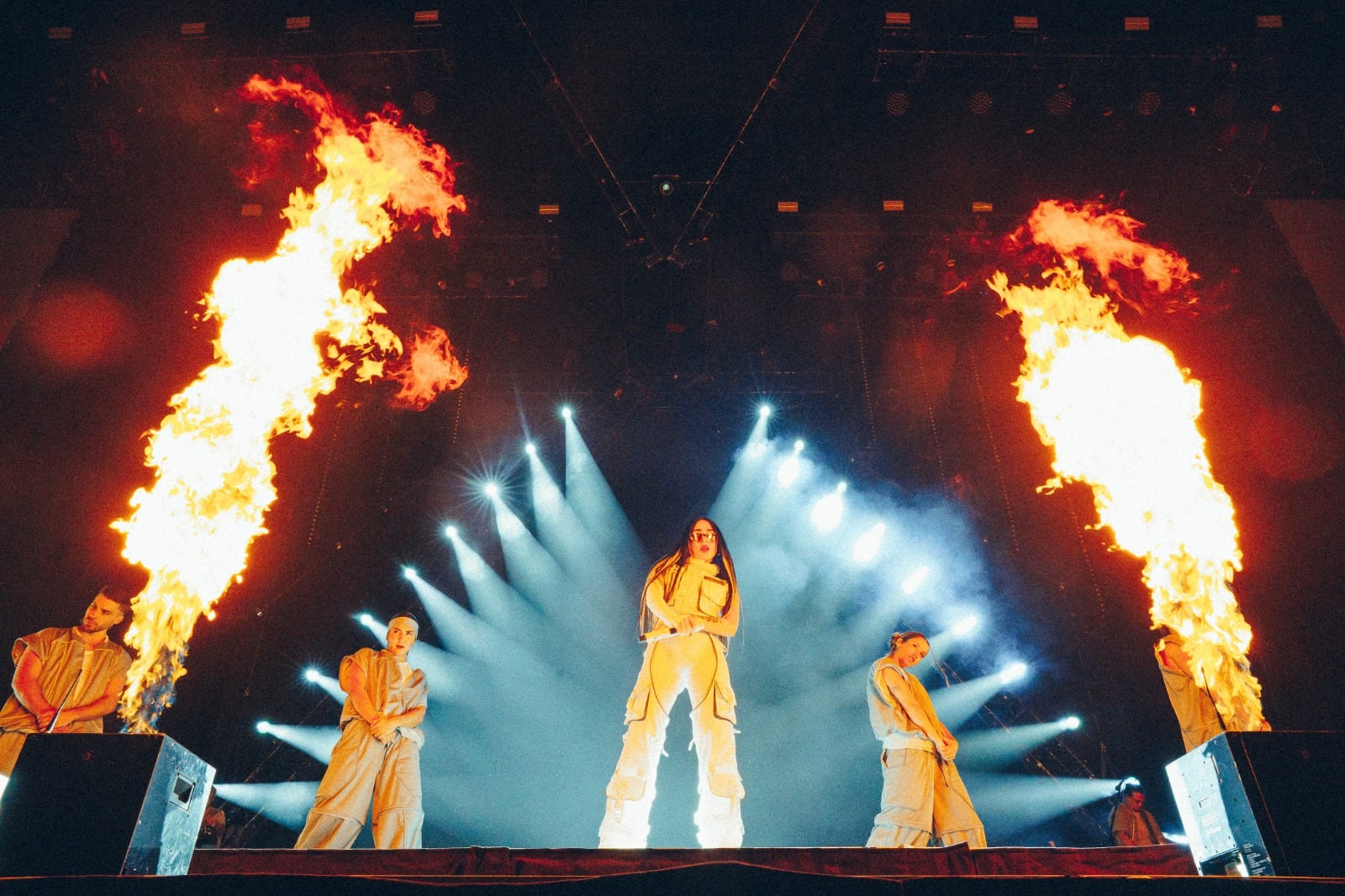 La cantante incluso celebró su cumpleaños sobre el escenario.