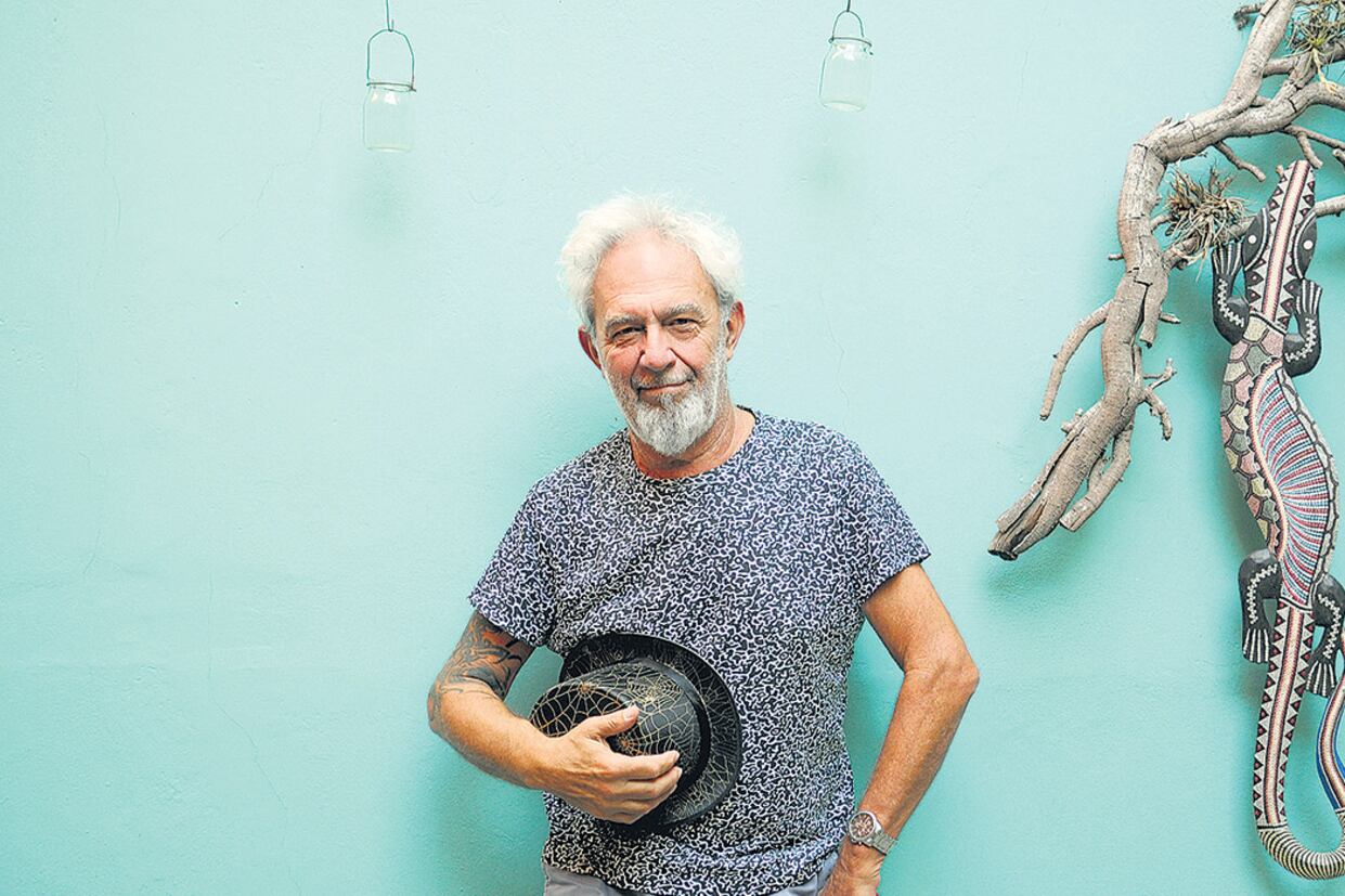 Lalo conduce Circo Súper Pop, de lunes a viernes de 9 a 13, por FM POP.