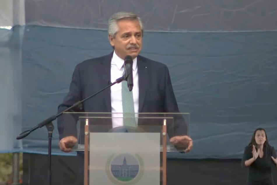  Alberto Fernández encabezó la inauguración de la Facultad de Ciencias Médicas de la Universidad Nacional de José C. Paz junto al intendente local, Mario Ishii.