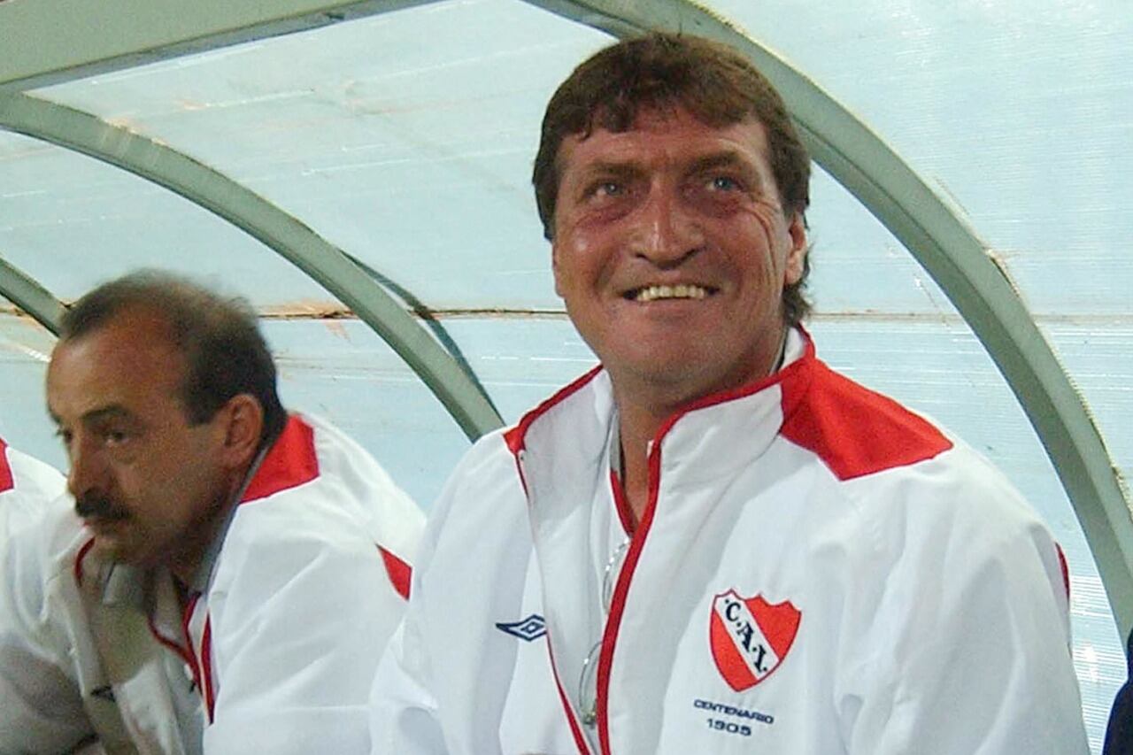 Falcioni durante su paso por el Rojo en la temporada 2005/06.