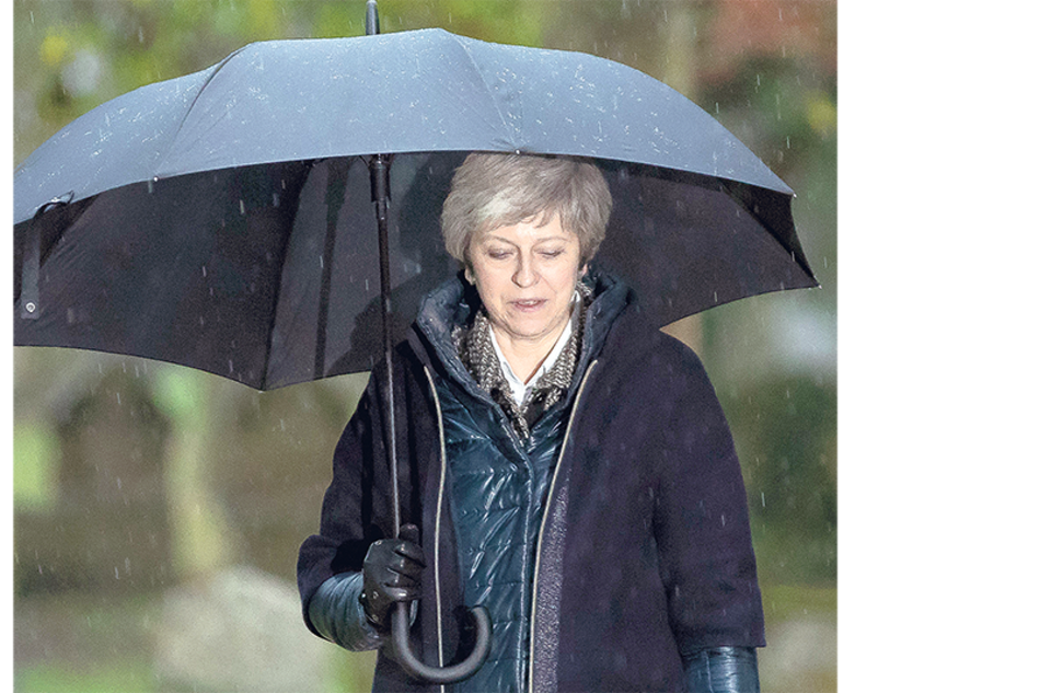 El gobierno de May no tiene mayoría parlamentaria propia.