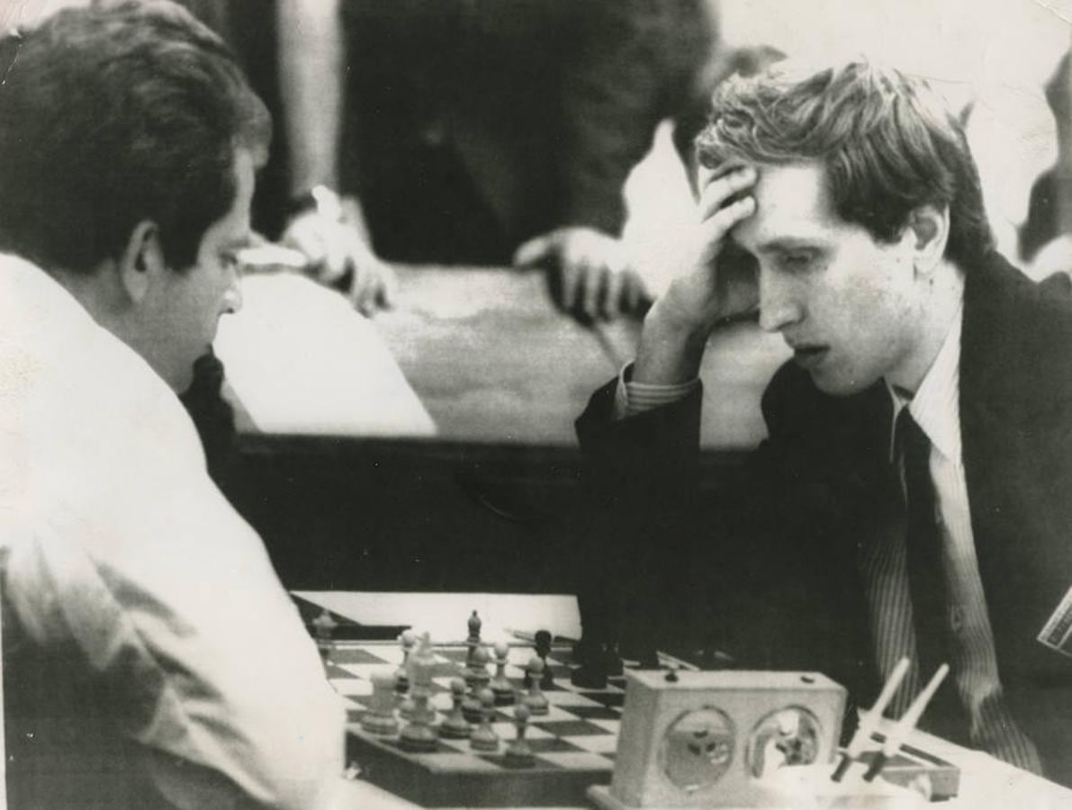 En 2008 muere en Islandia Bobby Fischer, uno de los mayores ajedrecistas de la historia. Había nacido en Chicago en 1943 y fue un niño prodigio.