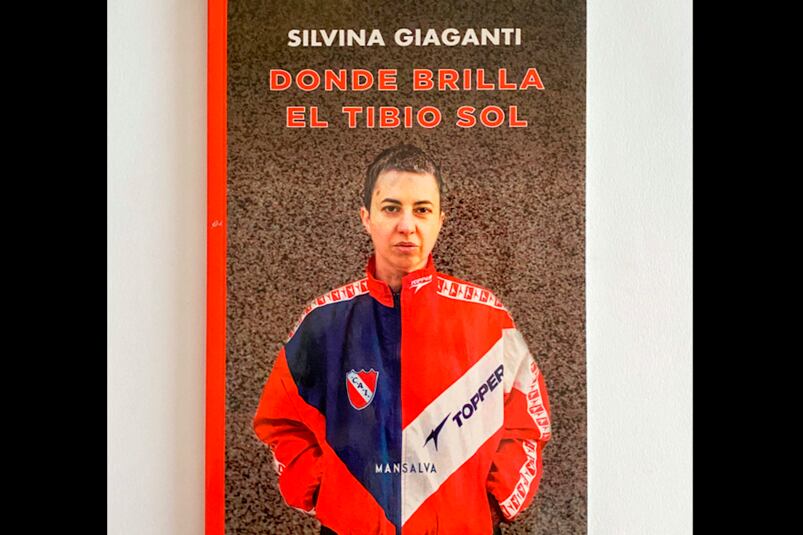 Silvia Giagante, explica en su libro su pasión por el Rojo.