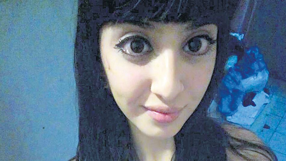 Ailen Belén Alicia Decuzzi fue asesinada el sábado por la tarde en la casa donde vivía el novio.