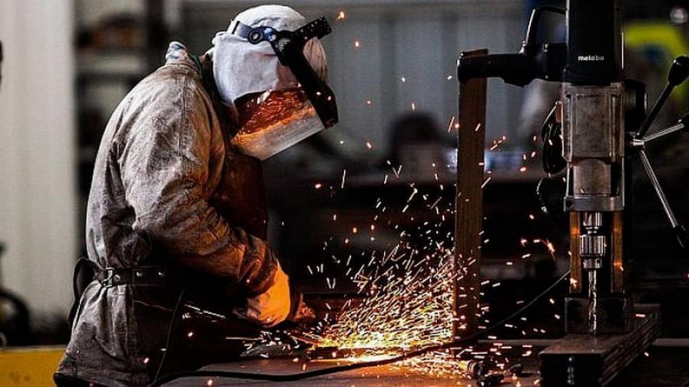 La industria mejoró frente al inicio de la gestión Milei.