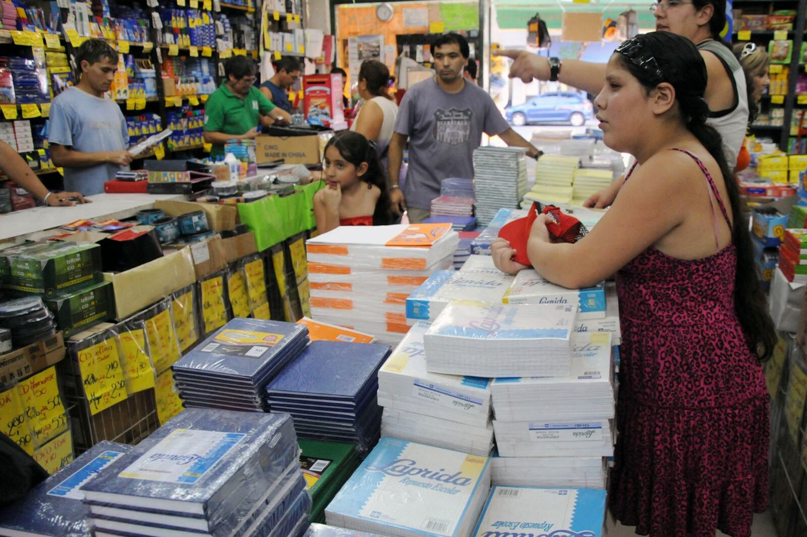 La suba de precios tensiona a la economía de las familias en la vuelta a clases.