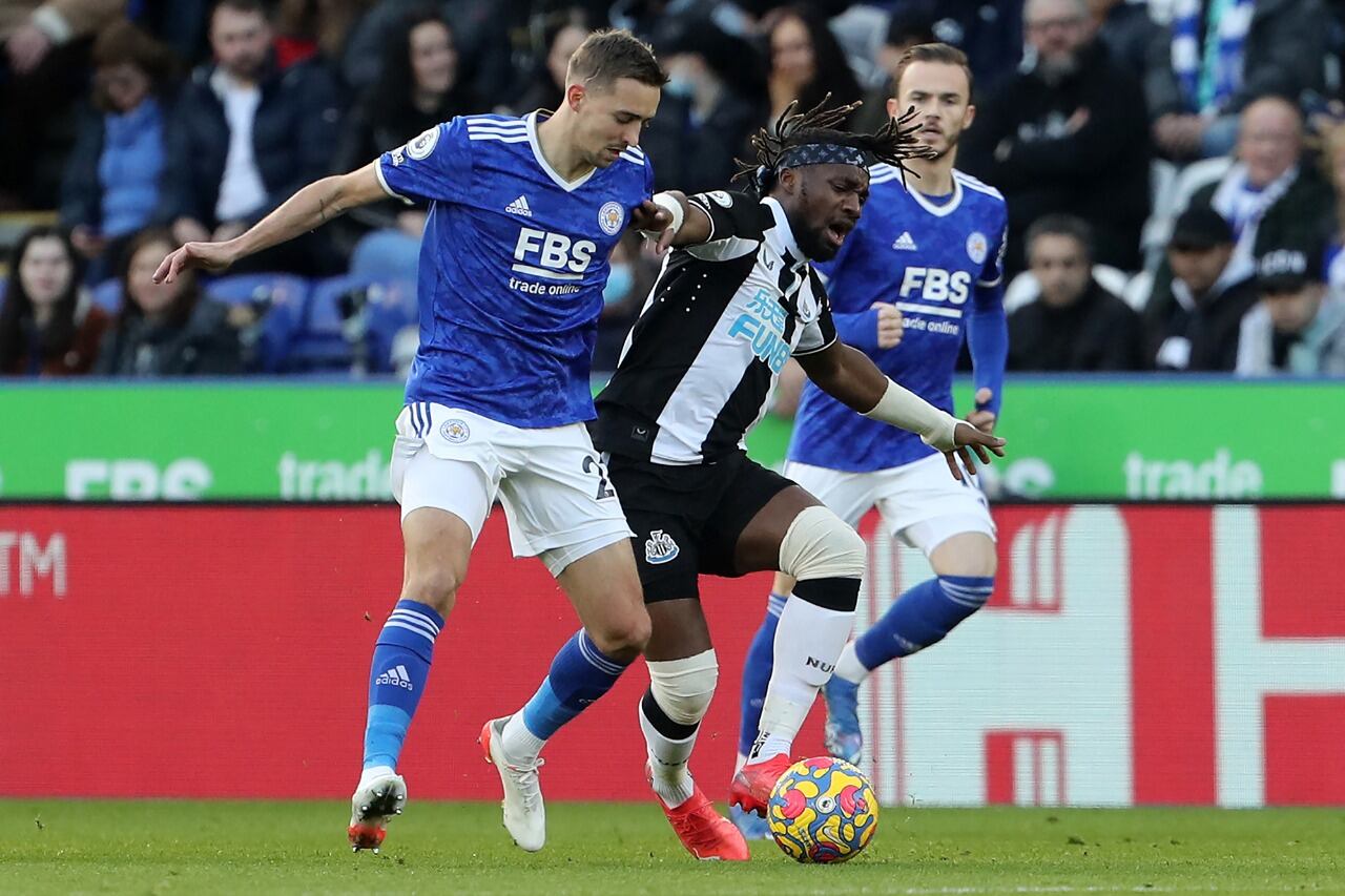 La Premier League, cercada por la Covid-19