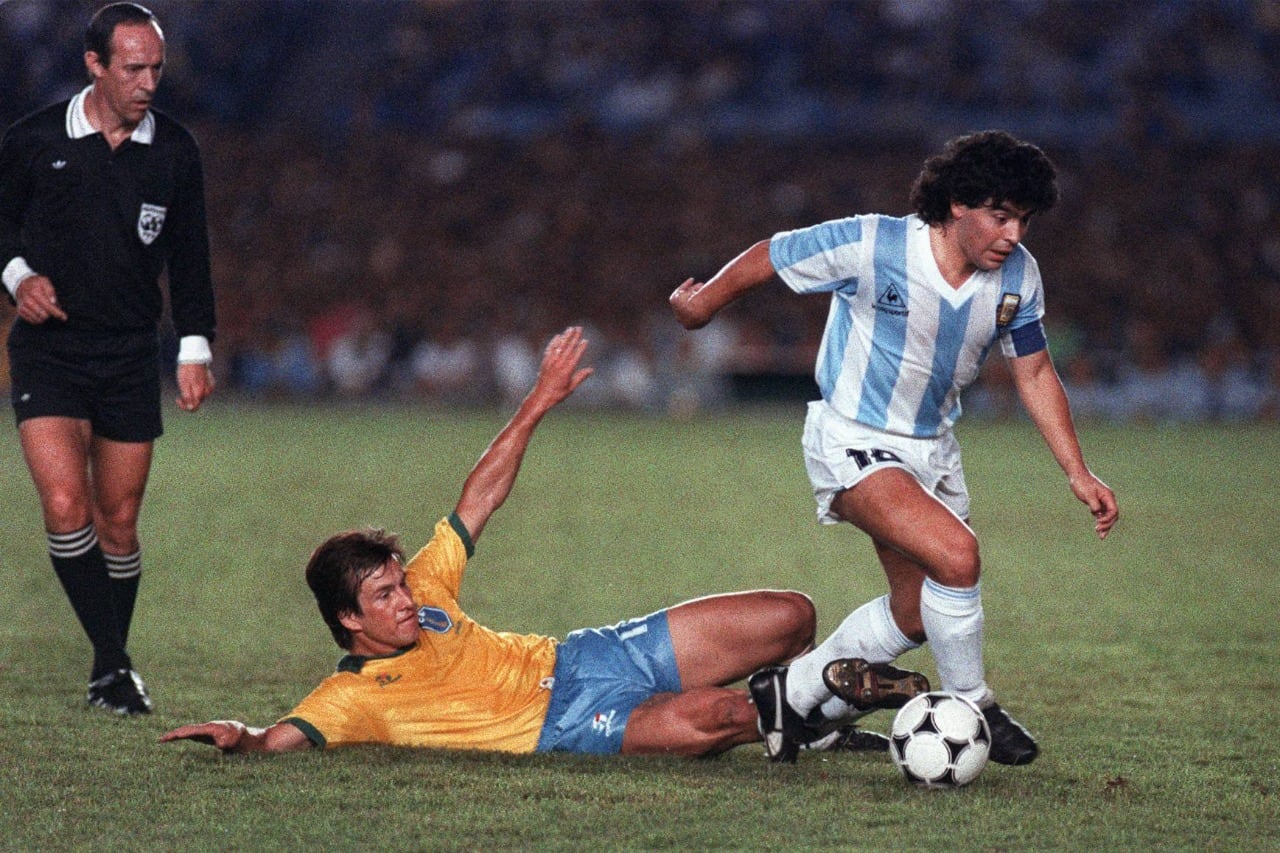 Diego Maradona durante la Copa América de 1989, en la caída 2-0 ante Brasil
