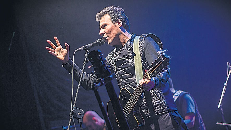 Tabaré Cardozo arranca esta noche en Niceto con una serie de presentaciones en la Argentina.