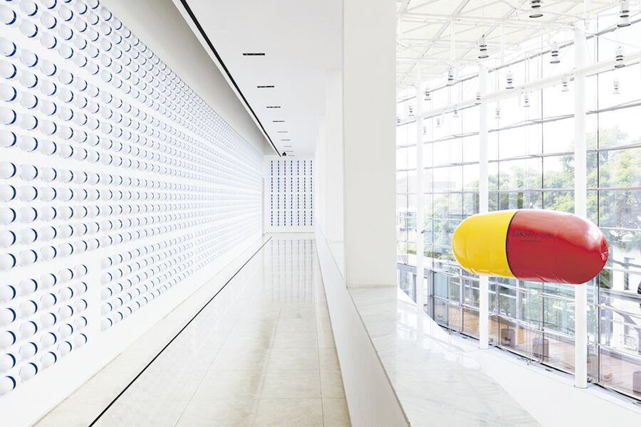 obras de la muestra Tiempo partido de General Idea