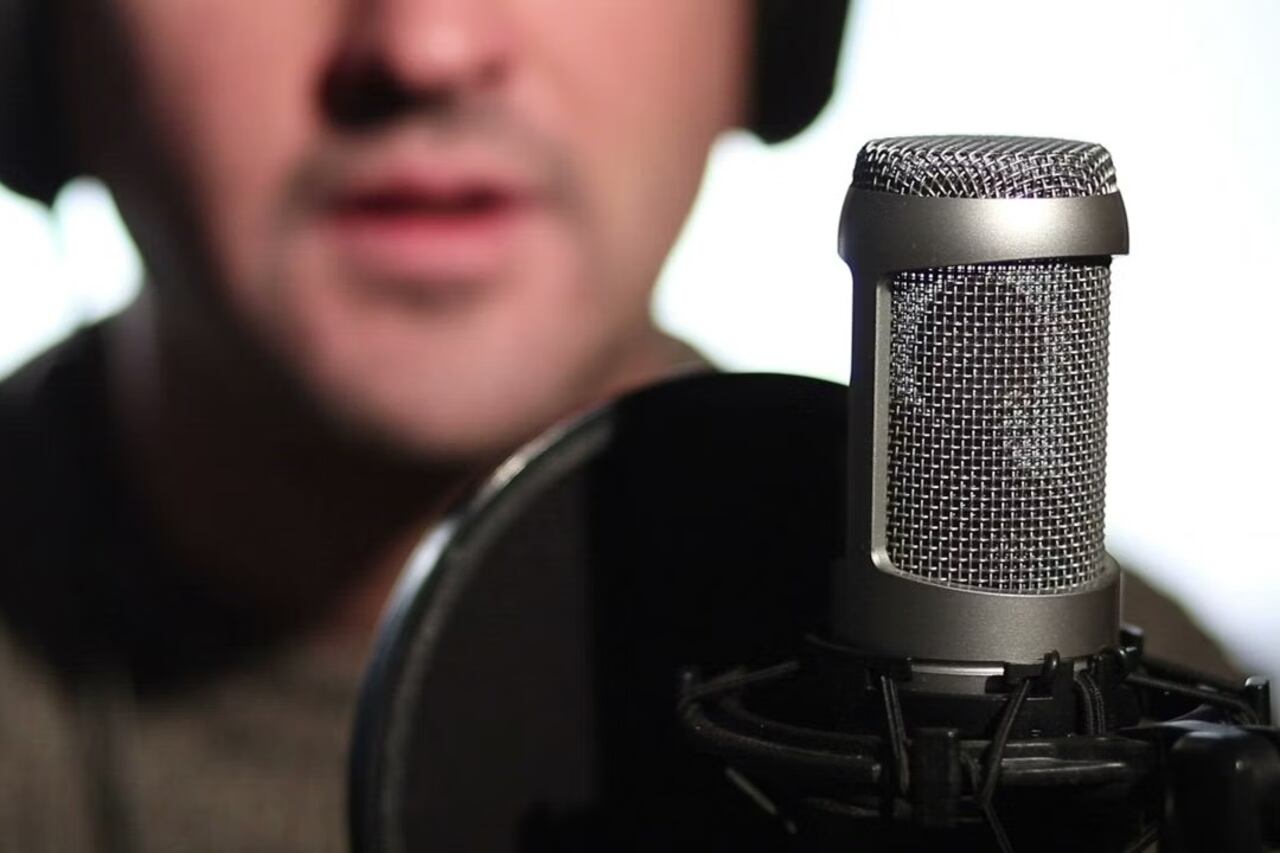 Sólo un tercio de las plantas de trabajadores de los medios son mujeres. Ellas no están ni adelante ni atrás de los micrófonos.