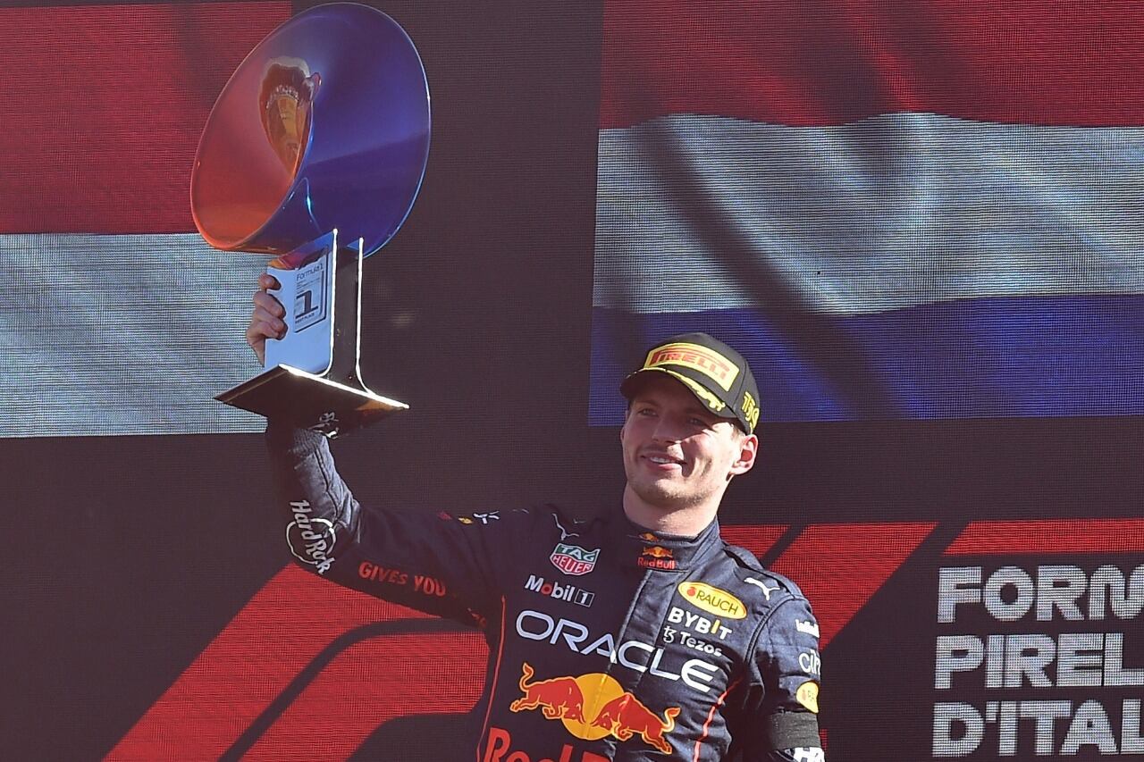 Max Verstappen festejó en el circuito de Monza.
