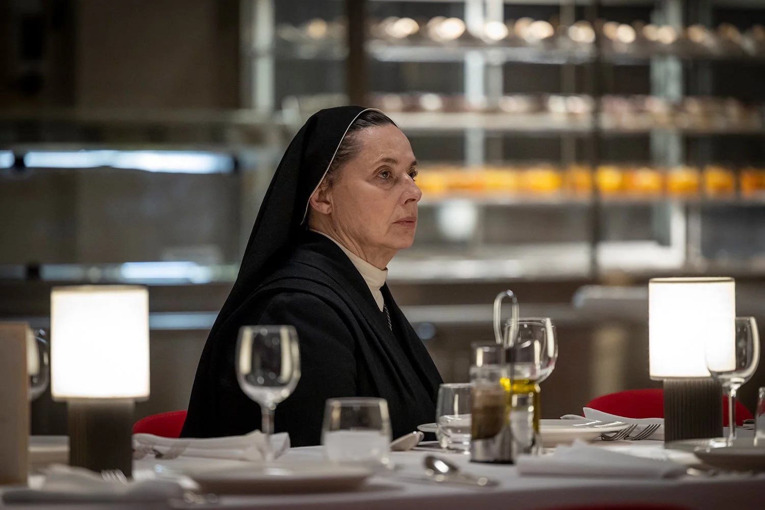 Rossellini interpreta a una monja en el film "Cónclave".