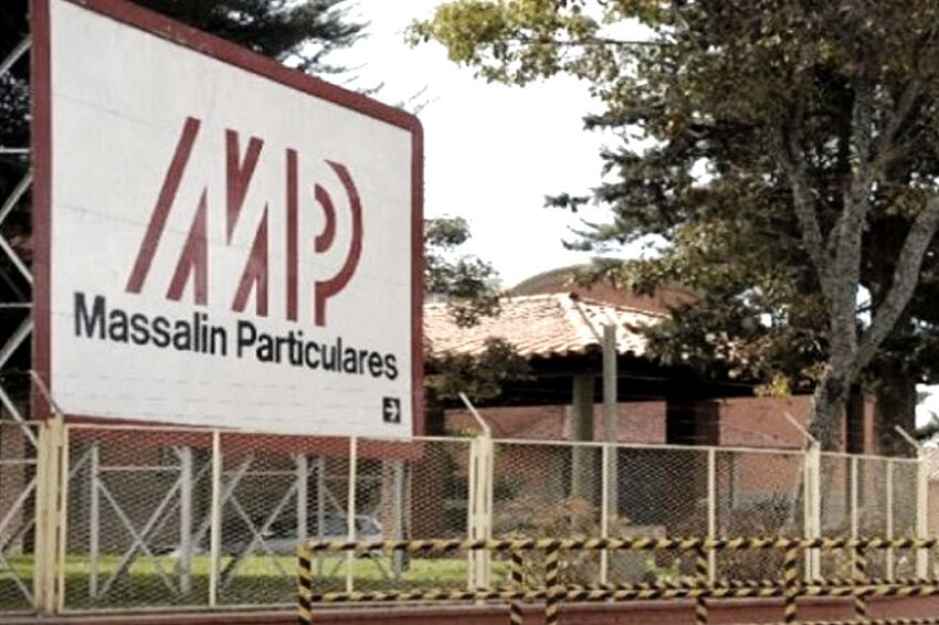 "El cierre de la planta es por la baja de ventas", indicó Massalin en un comunicado.