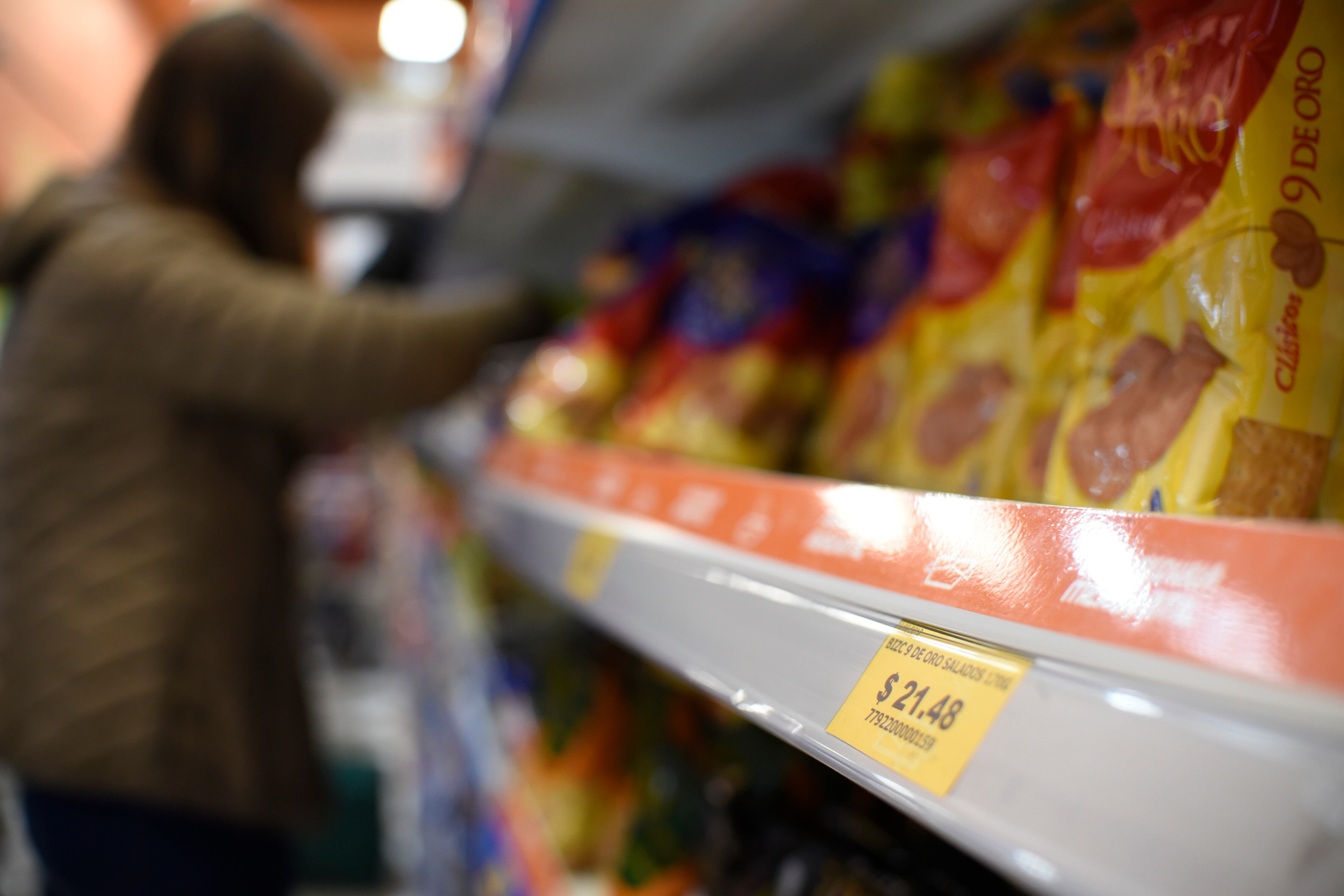 La escalada del dólar disparó los aumentos.