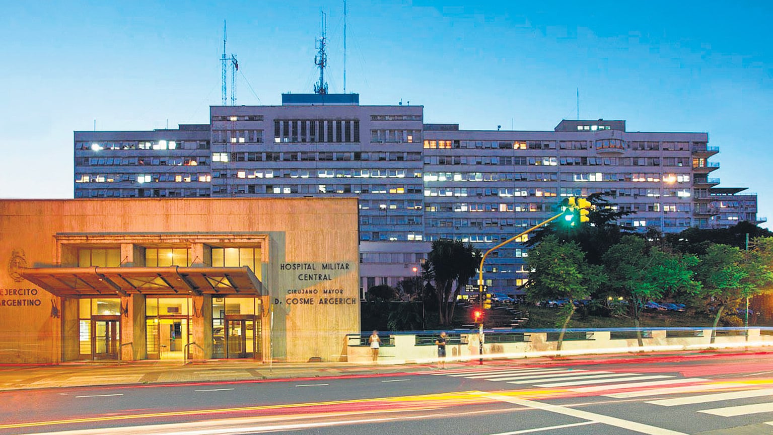 El fiscal apuntó en especial al director del Hospital Militar Central.