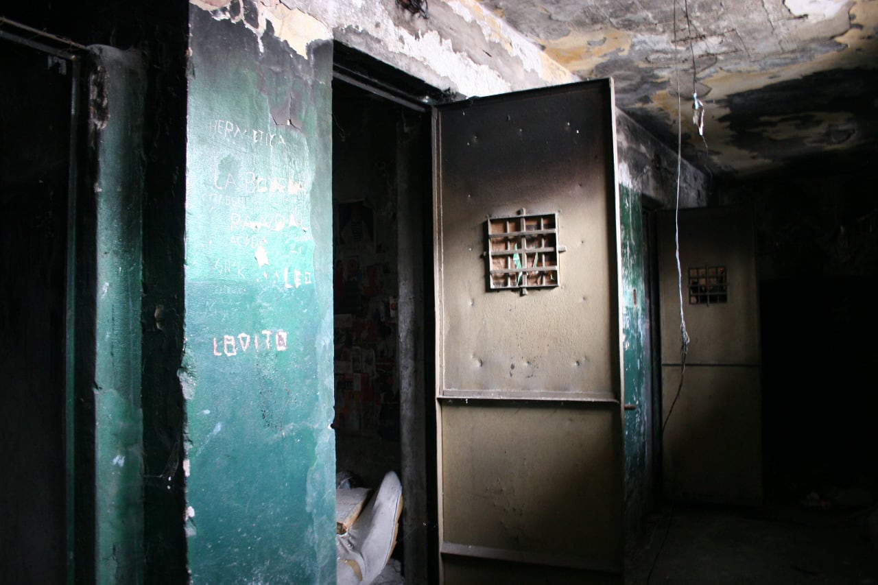 La Cámara Federal de Casación recomendó otorgar la prisión domiciliaria a presos no violentos para prevenir la propagación del Coronavirus entre la población carcelaria. 