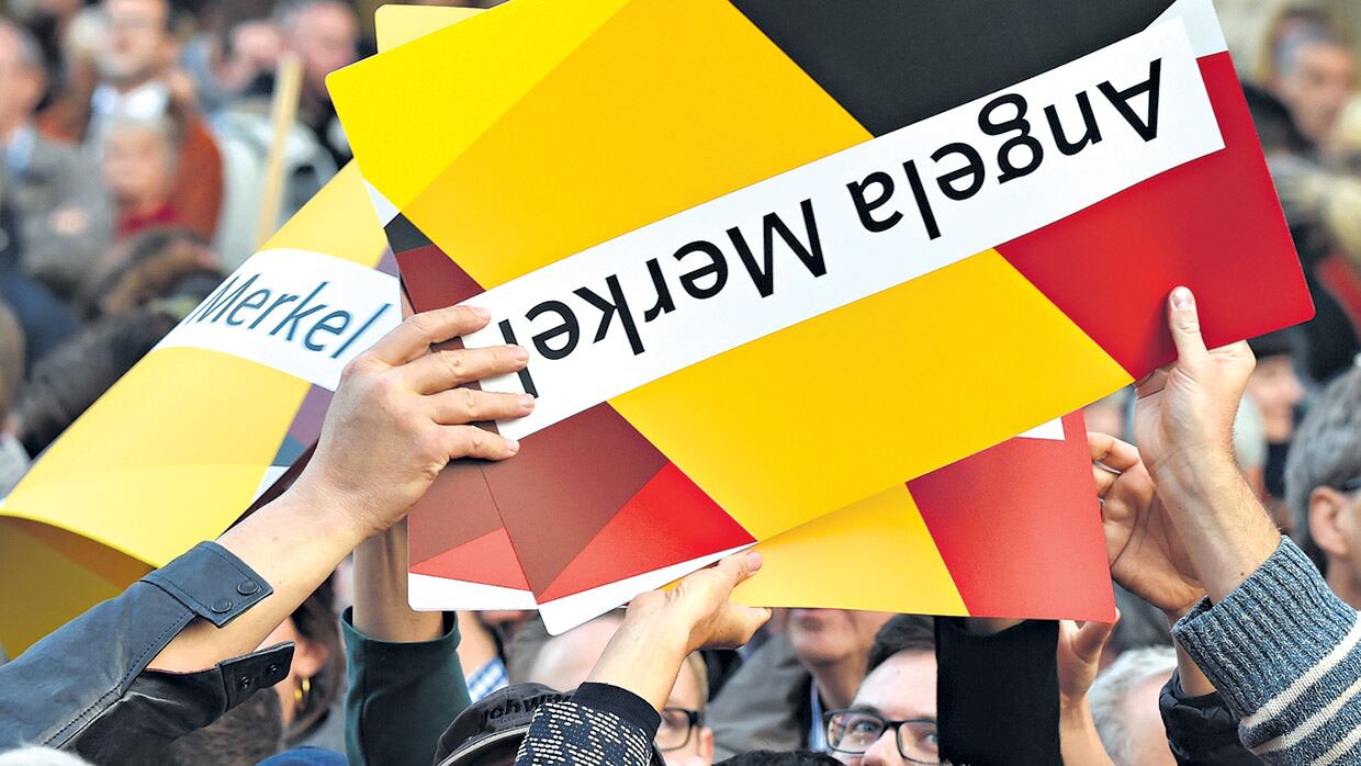 Cierre de campaña para el partido CDU liderado por la canciller Angela Merkel, amplia favorita para las elecciones de hoy.