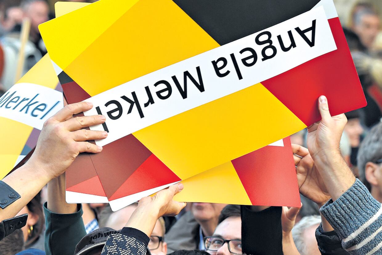 Cierre de campaña para el partido CDU liderado por la canciller Angela Merkel, amplia favorita para las elecciones de hoy.