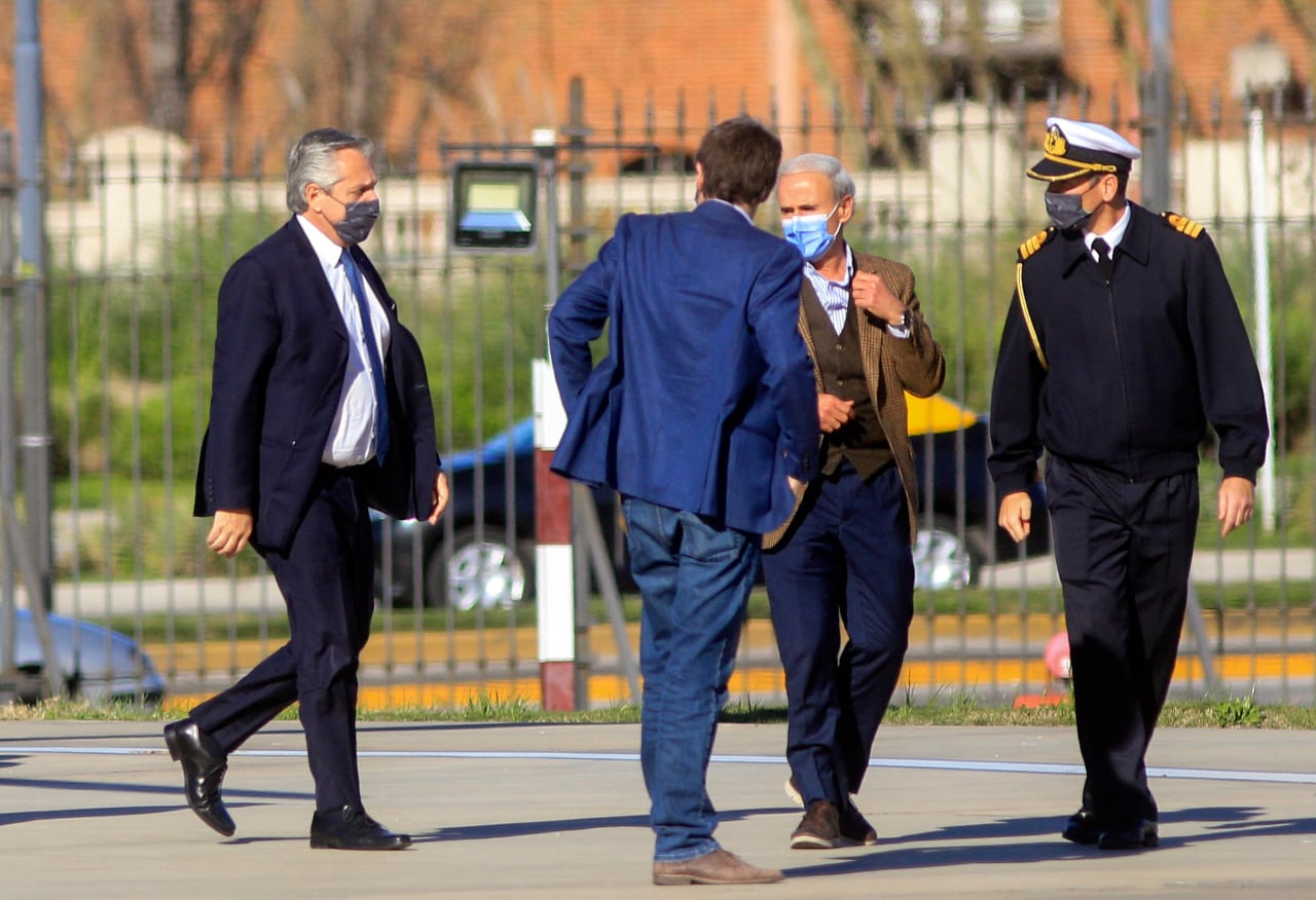 El presidente Alberto Fernández  está hablando con los movimientos sociales para que levanten la marcha en su apoyo prevista para este jueves.