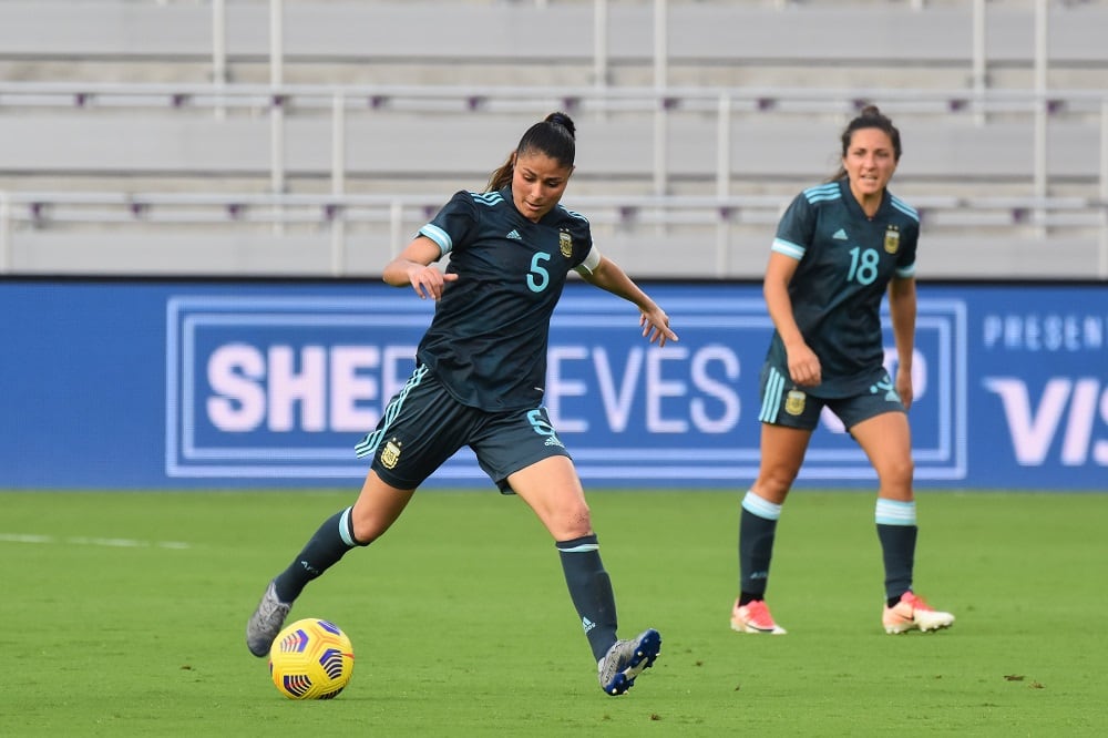 Vanesa Santana fue la capitana argentina durante la She Believes Cup.