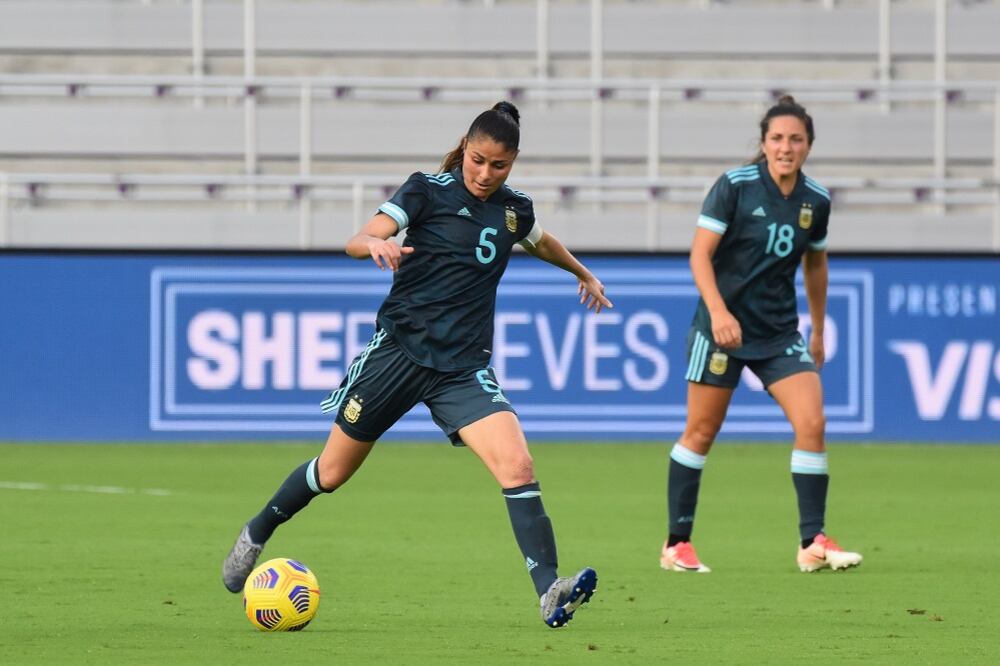Vanesa Santana fue la capitana argentina durante la She Believes Cup.
