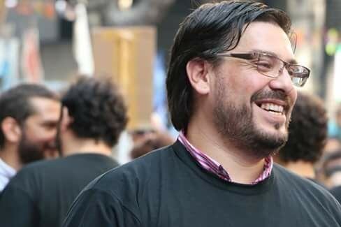 Guillermo Pérez Roisinblit recuperó su identidad en 2000.