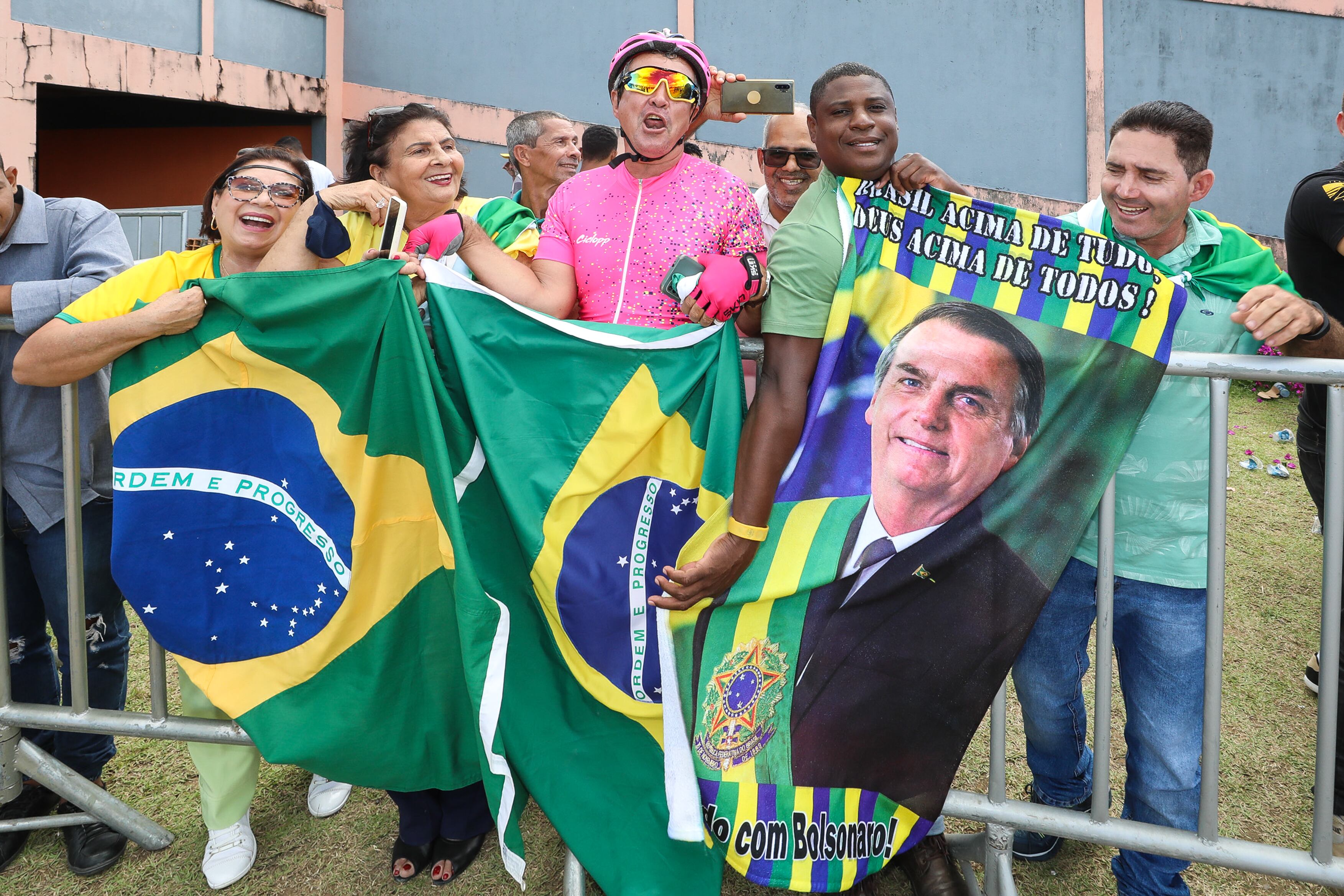 Militantes de Jair Bolsonaro en un encuentro con el presidente en Cruz das Almas / Clauber Cleber, Palacio do Planalto