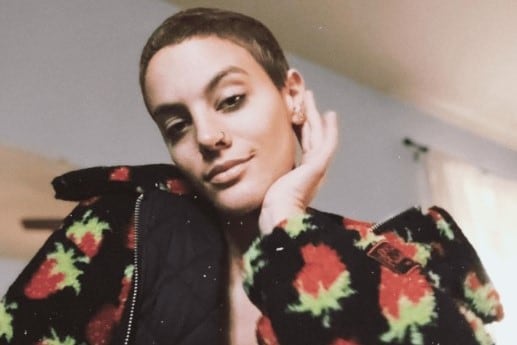 La intérprete, de 31 años y oriunda de Washington, Estados Unidos, vio su vida dar un giro en 2022