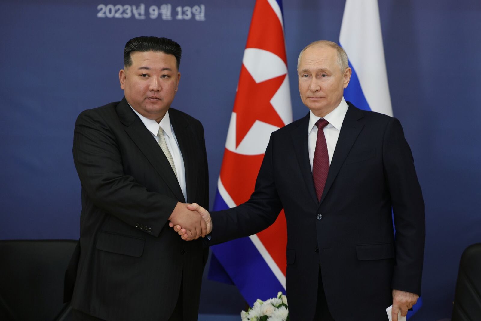 Kim y Putin se reunieron en la región siberiana de Amur.