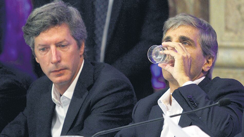 Santiago Bausili es la mano derecha del ministro de Finanzas, Luis Caputo.
