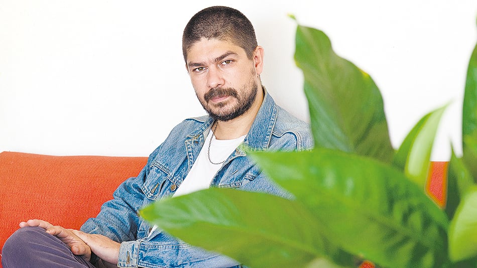 Godoy es también autor del poemario Escolástica Peronista Ilustrada.