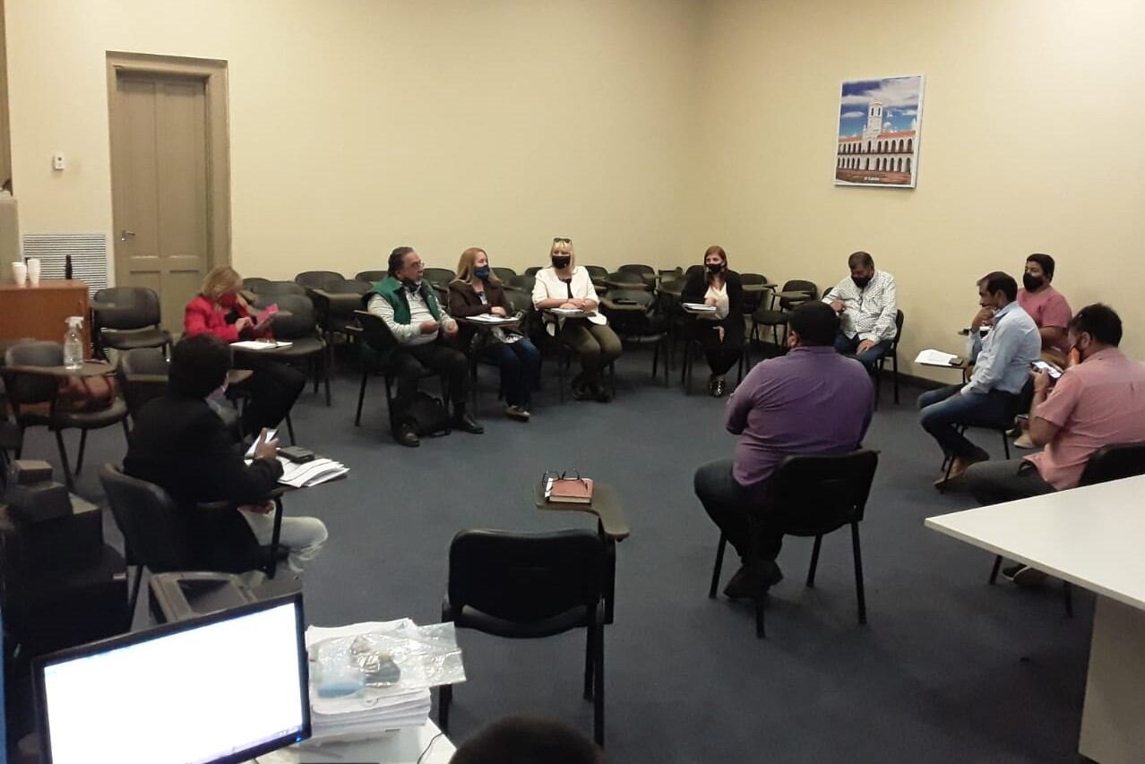 Los gremios durante la audiencia