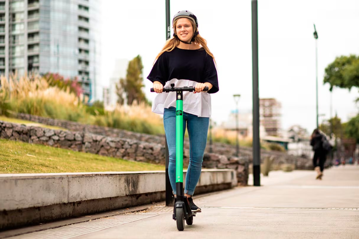 Los pro y los contras de andar en monopatín.