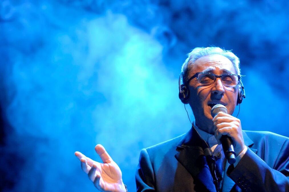El cantautor Franco Battiato, ícono de la cultura de Italia, murió a los 76 años.