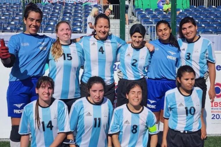 La Murciélagas posan antes de la consagración