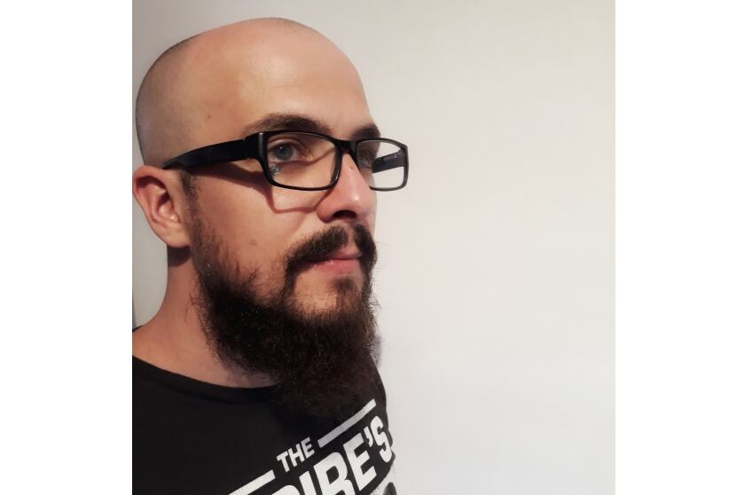 Pisano es doctor en Letras por la UBA. 