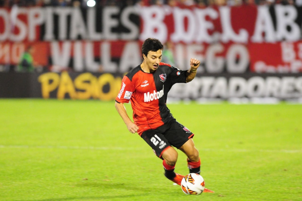 Los directivos de Ñuls están dispuestos a ofrecerle tres años de contrato al goleador.