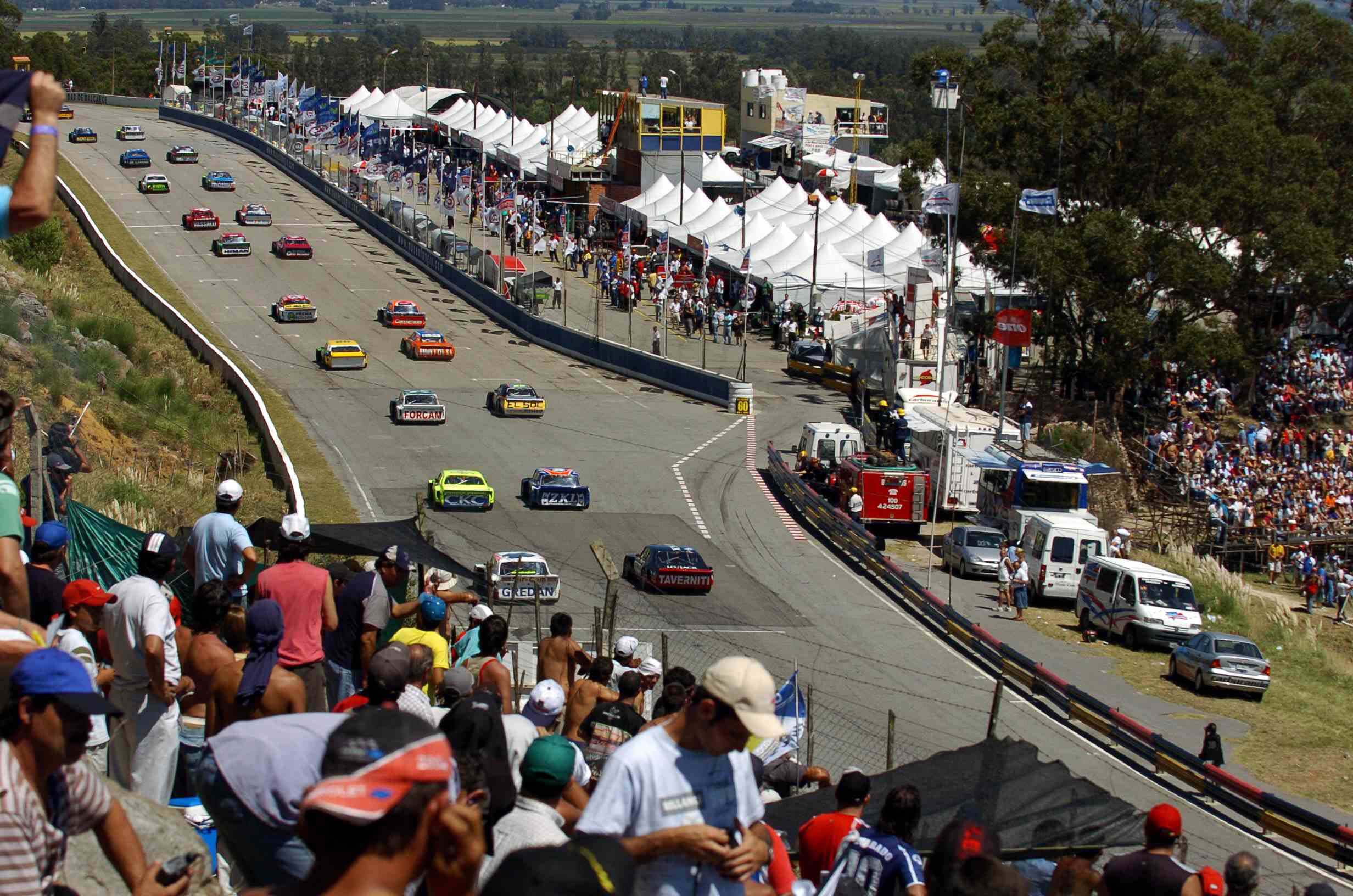 El autódromo de Balcarce, en sus años de gloria.