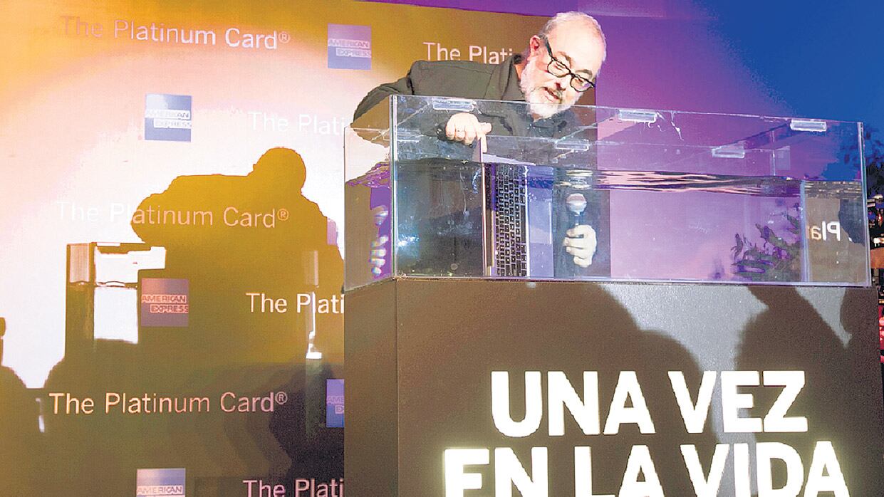 El realizador vasco señaló que mantiene las esperanzas de filmar con Diego Capusotto.