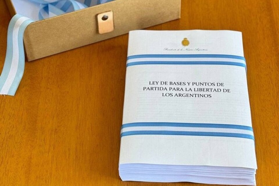 La ley Bases entró en vigencia hace un año.