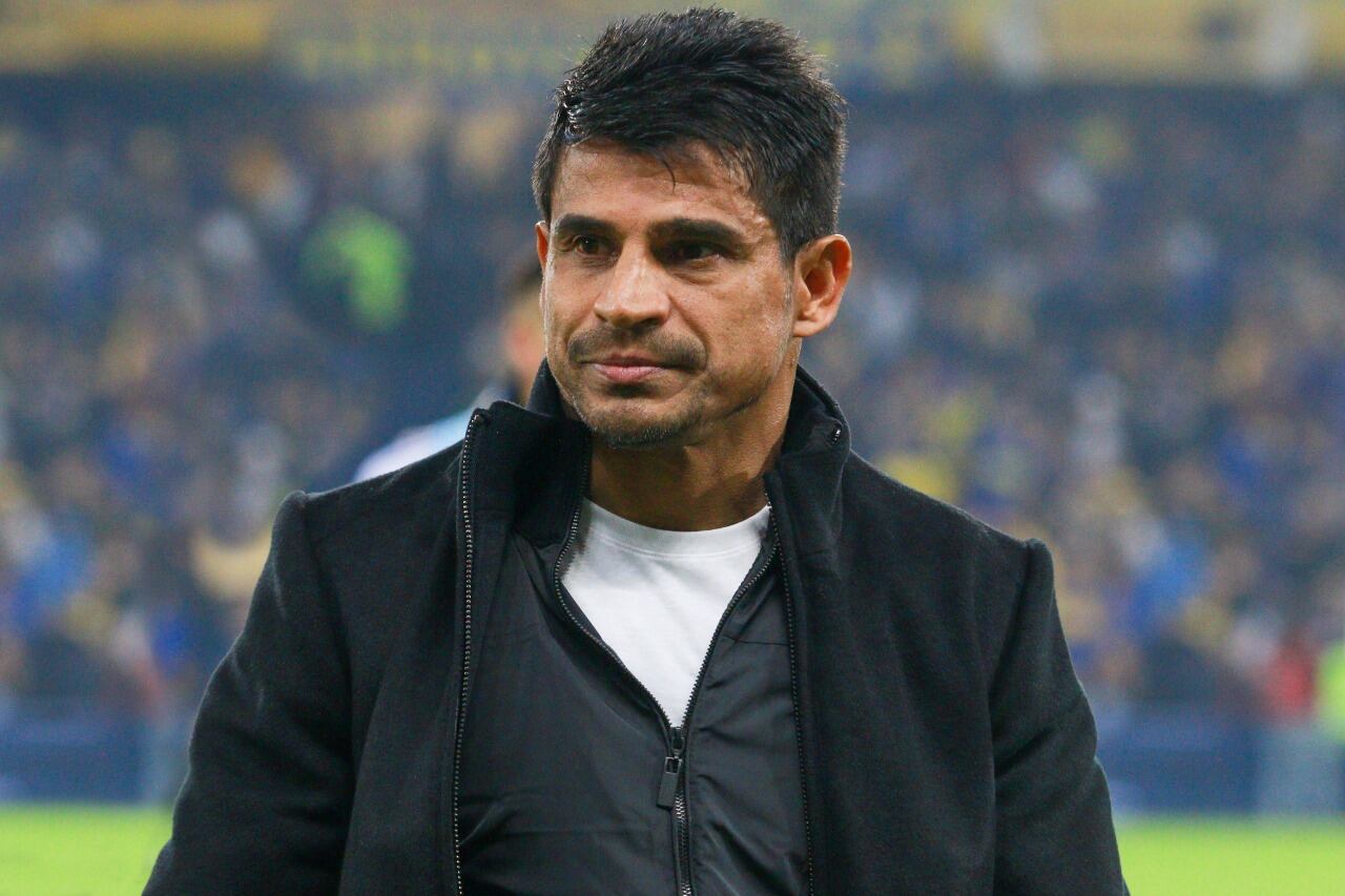 Ibarra busca su primer triunfo como DT fuera de la Bombonera