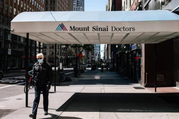 Los fabricantes de desinfectantes emitieron comunicados asegurando que sus productos no deben ser consumidos.