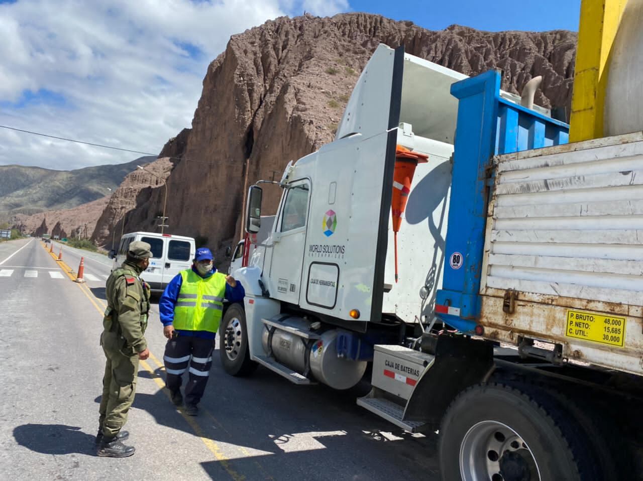 La CNRT continúa fortaleciendo los controles y fiscalizaciones del transporte automotor y ferroviario de pasajeros y de cargas en puntos estratégicos para brindar mayor seguridad en las rutas de todo el país.
