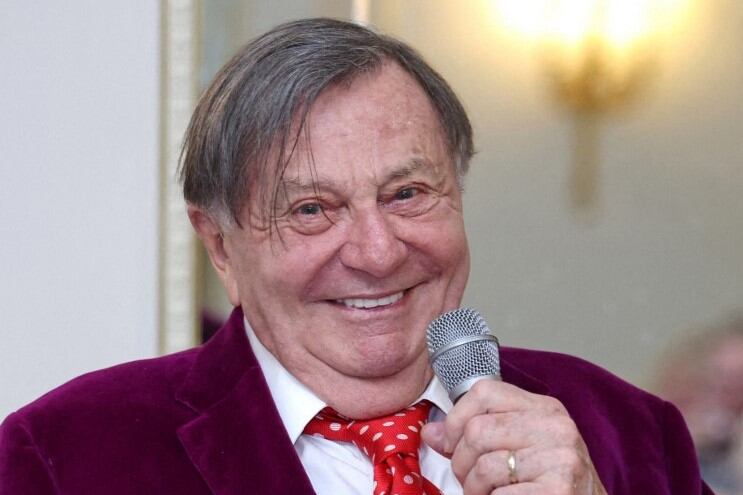 Barry Humphries alcanzó la fama mundial a través de sus programas de televisión en las décadas de 1980 y 1990. (Foto: AFP)