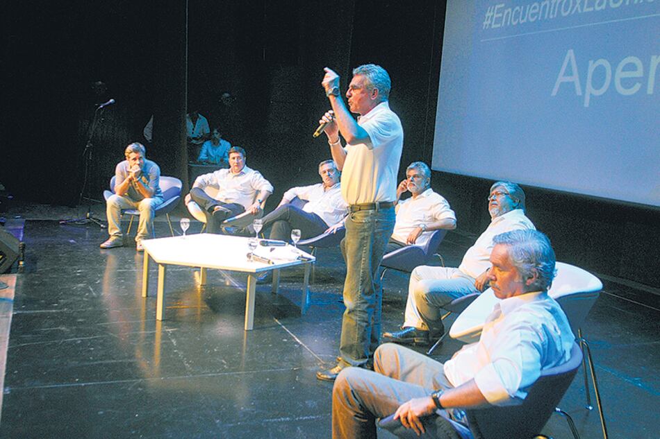 El encuentro de hoy es continuidad del realizado en la UMET en febrero pasado.