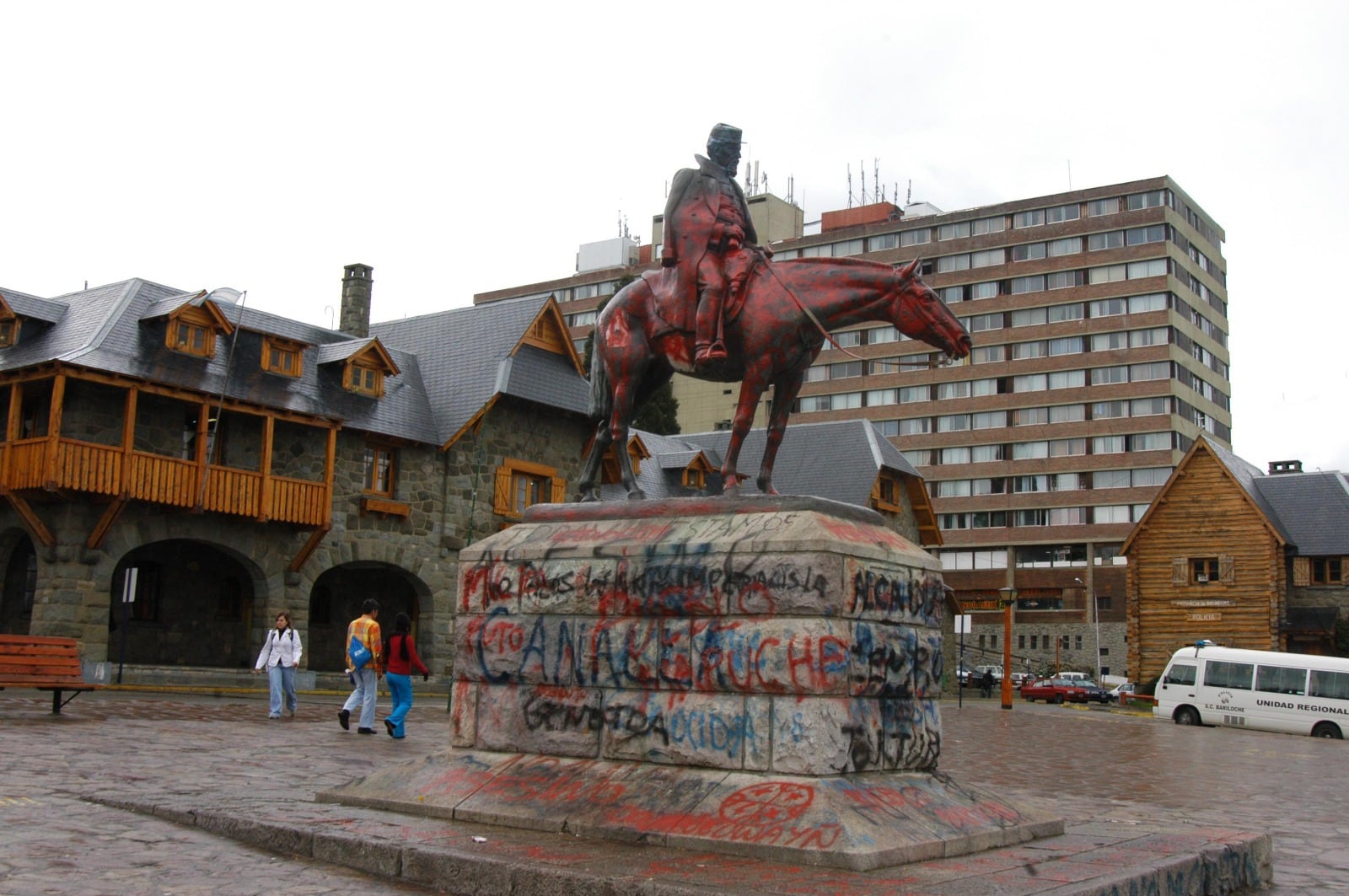 La estatua de Roca “genera conflictos sociales y políticos que antes no existían”, según un grupo de especialistas que pidió su reubicación. 